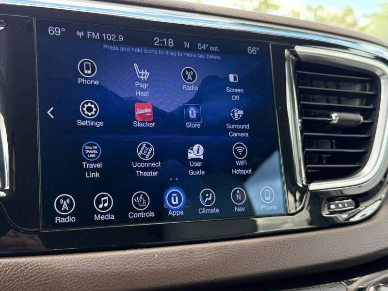 2017 Chrysler Pacifica Touring-L Plus