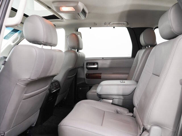 2017 Toyota Sequoia Platinum