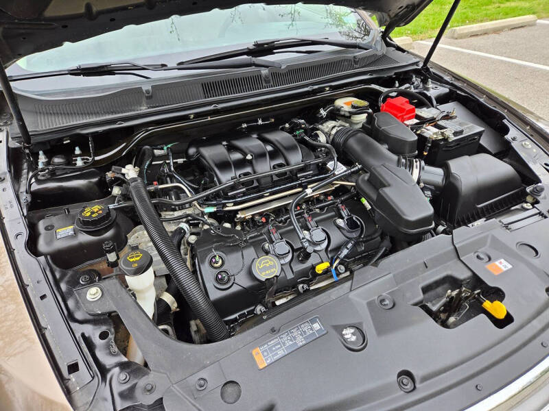 2015 Ford Taurus SEL
