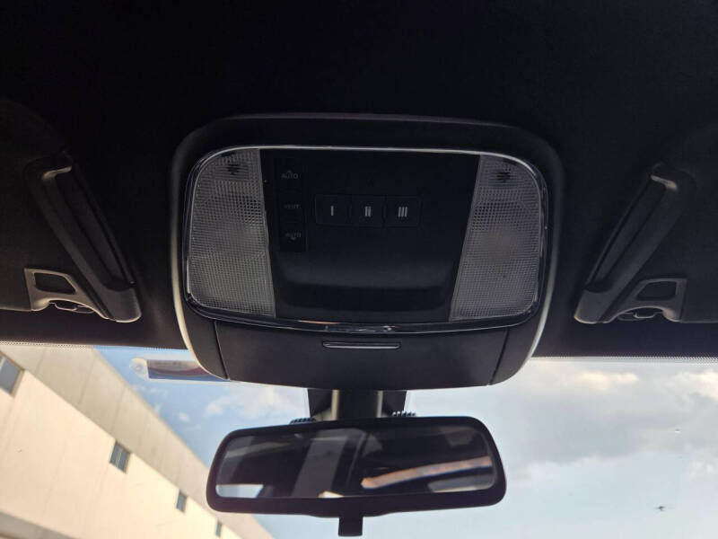 2016 Dodge Charger SE