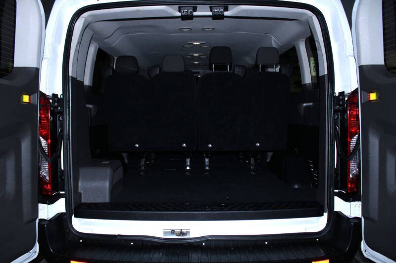 2023 Ford Transit 350 XLT