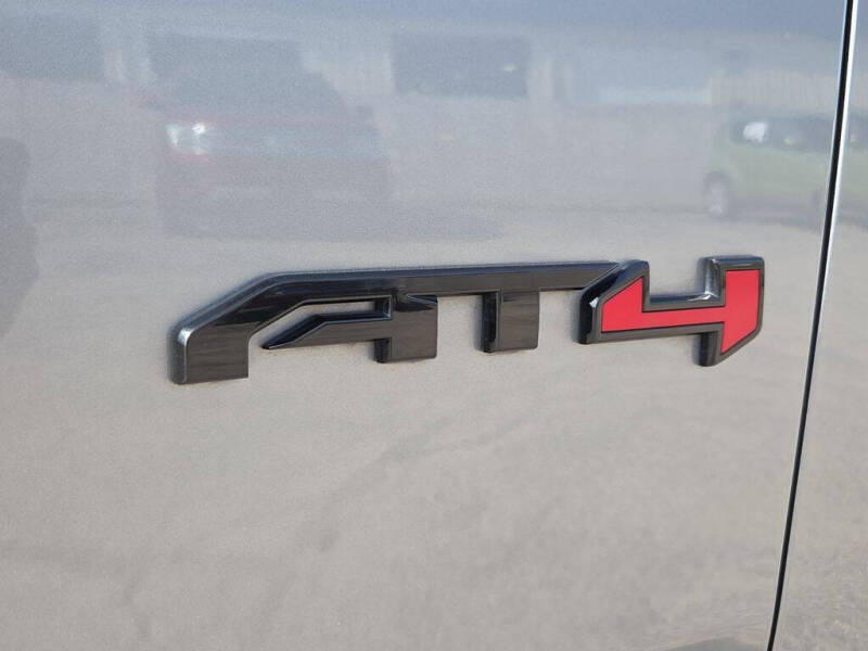 2023 GMC Yukon AT4