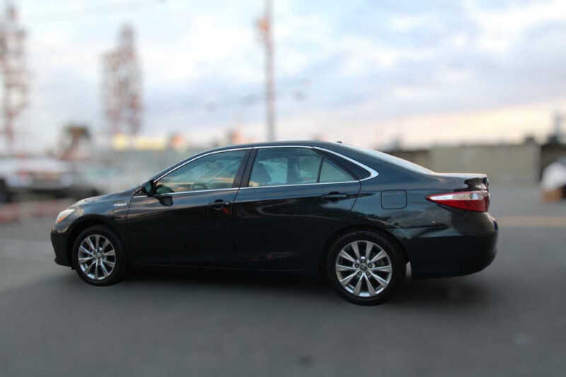 2016 Toyota Camry Hybrid