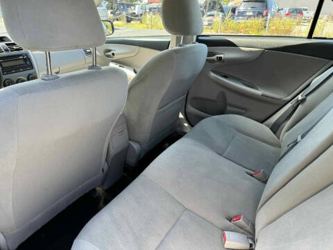 2012 Toyota Corolla LE