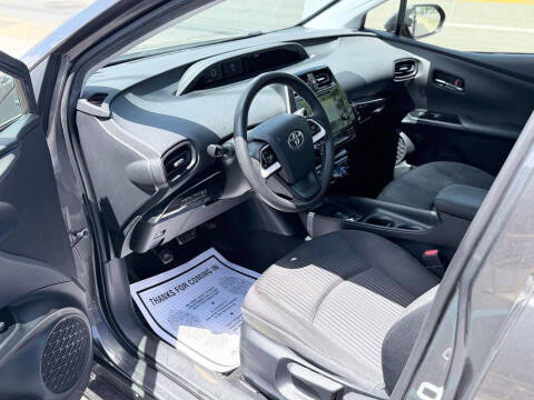 2016 Toyota Prius Two