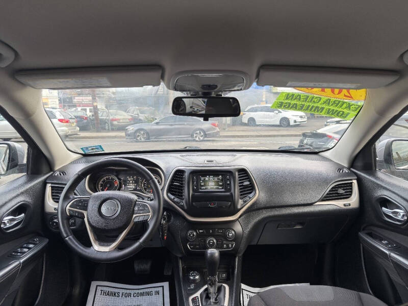 2016 Jeep Cherokee Latitude