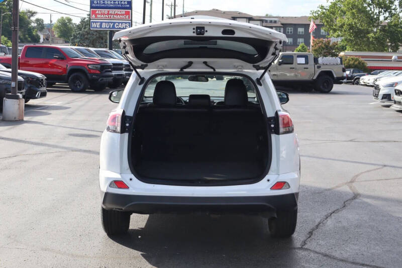 2017 Toyota RAV4 LE