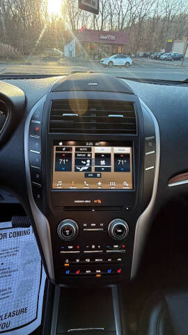 2017 Lincoln MKC Reserve