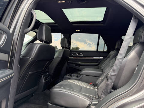 2018 Ford Explorer Platinum
