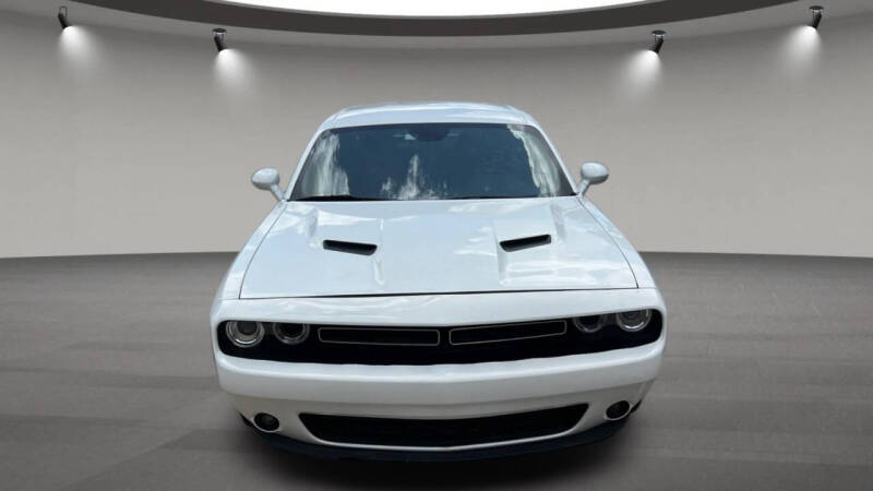 2018 Dodge Challenger SXT Plus