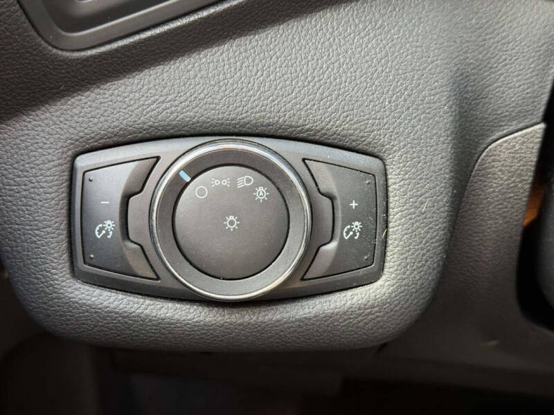 2014 Ford C-MAX Hybrid SE