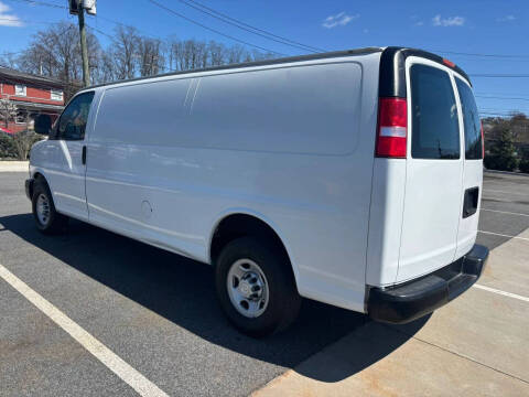 2019 Chevrolet Express 2500