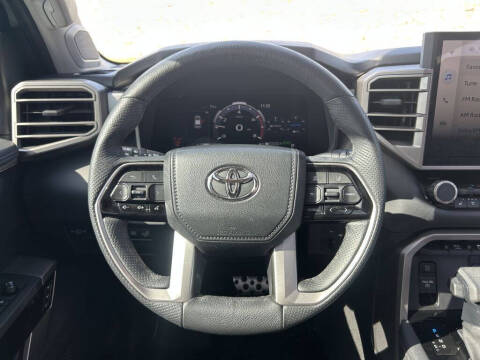 2023 Toyota Sequoia SR5