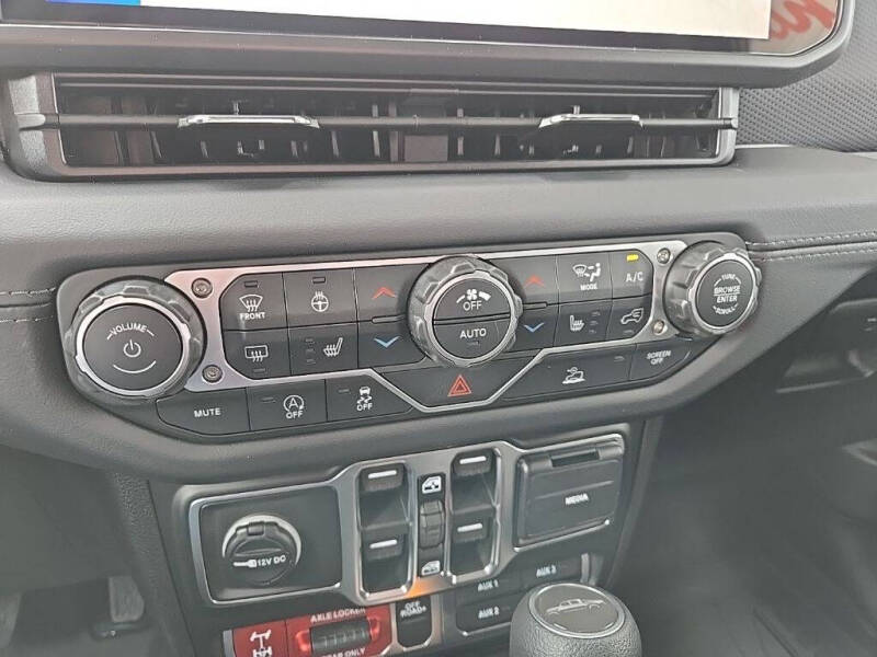 2026 Jeep Gladiator Mojave