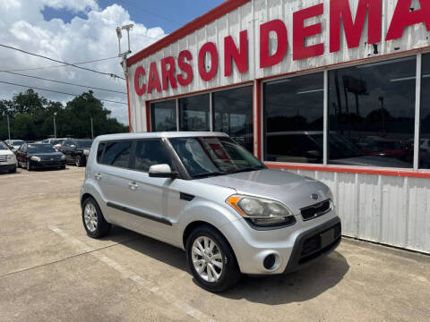 2012 Kia Soul +