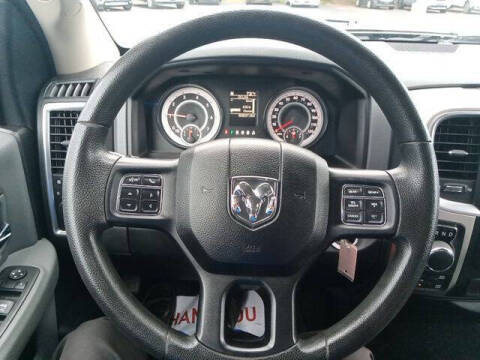 2017 RAM 1500 SLT