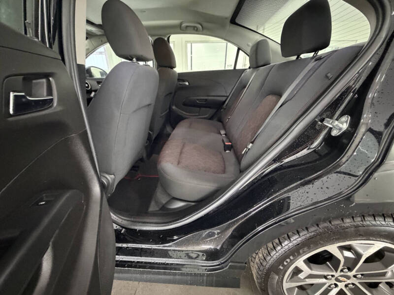 2017 Chevrolet Sonic LT Auto