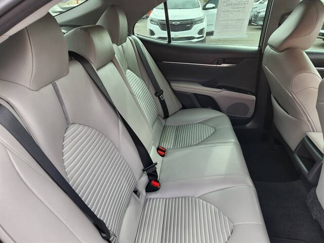 2018 Toyota Camry SE