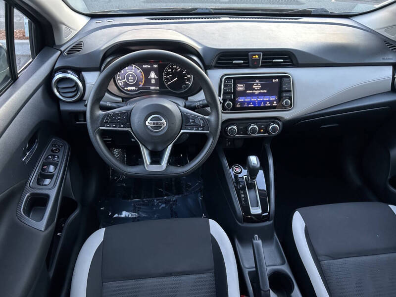 2021 Nissan Versa SV