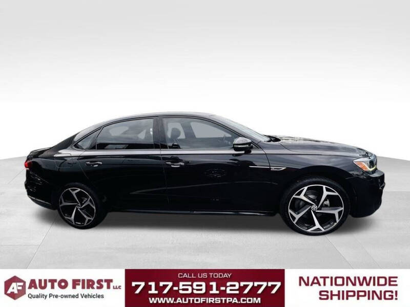 2021 Volkswagen Passat R-Line