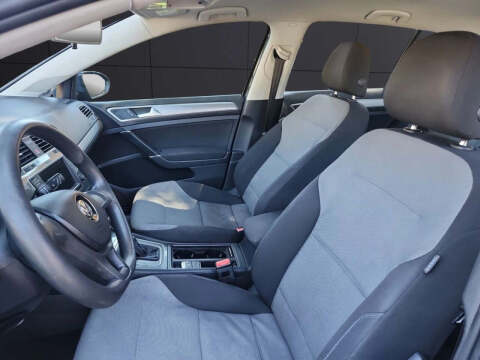 2016 Volkswagen e-Golf SE