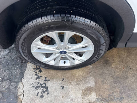 2019 Ford Escape SE