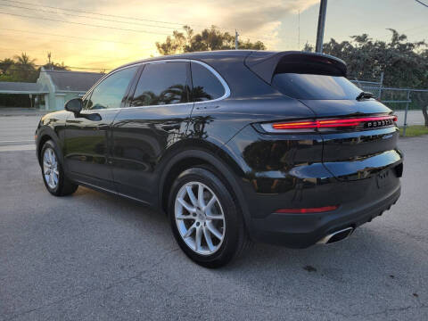 2024 Porsche Cayenne