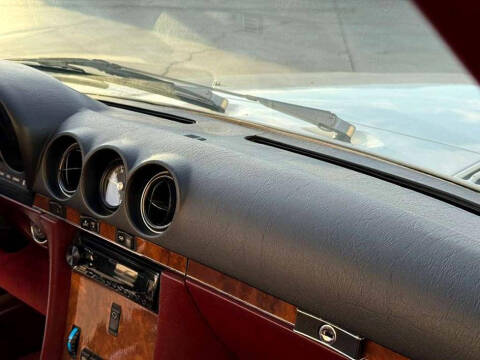 1987 Mercedes-Benz 560-Class 560 SL