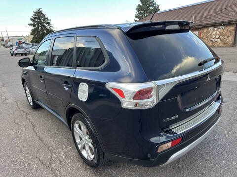 2015 Mitsubishi Outlander SE