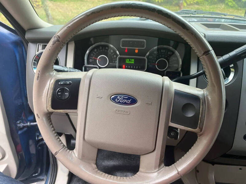 2010 Ford Expedition XLT