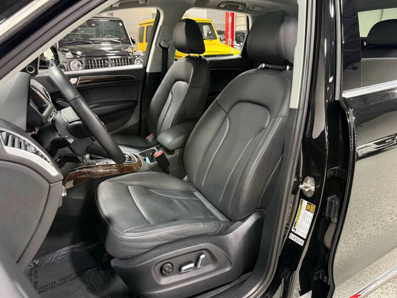 2016 Audi Q5 2.0T quattro Premium Plus