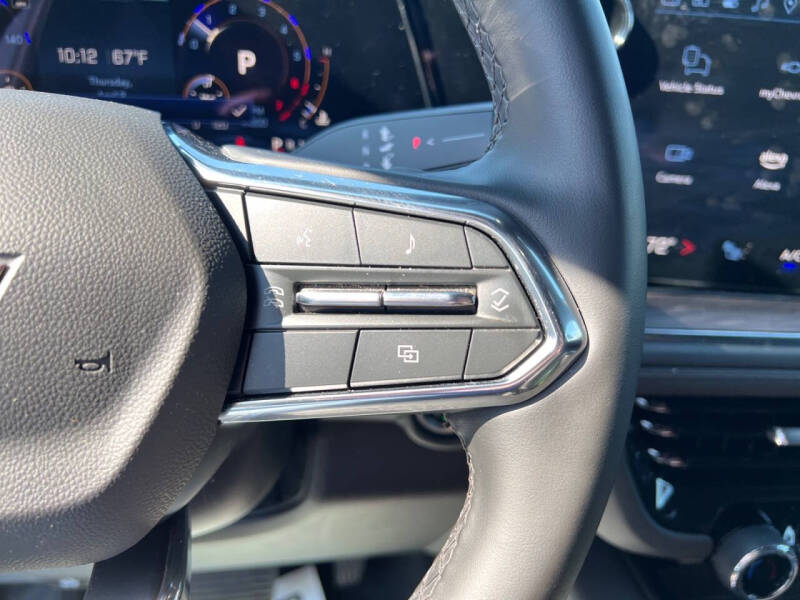 2025 Chevrolet Suburban LT