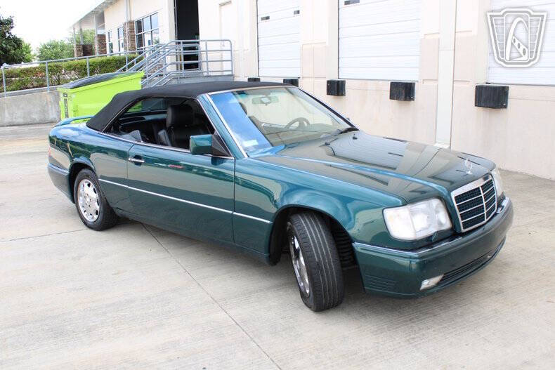 1994 Mercedes-Benz E-Class E 320