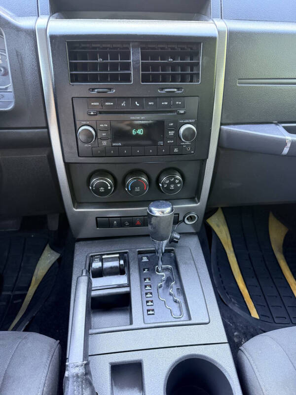 2011 Jeep Liberty Sport