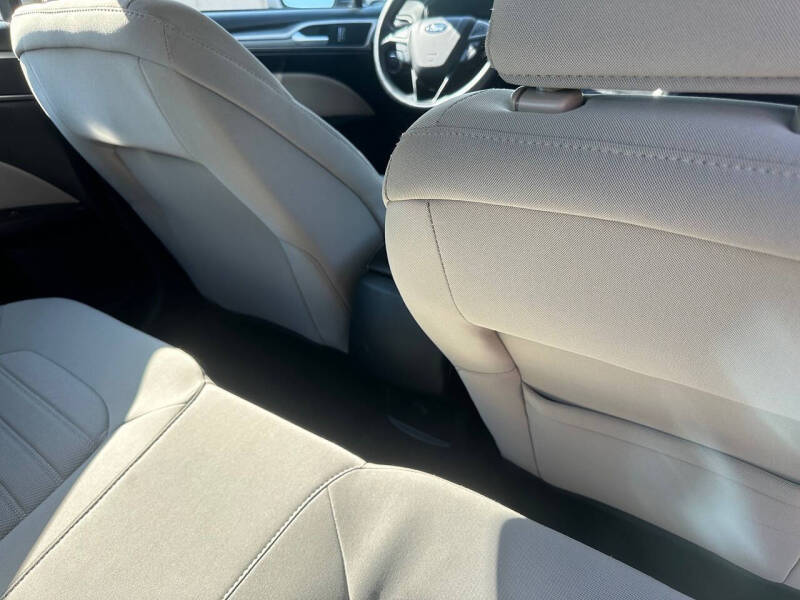 2020 Ford Fusion S