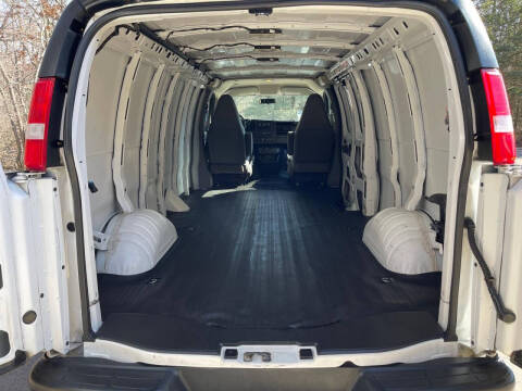 2021 Chevrolet Express 2500