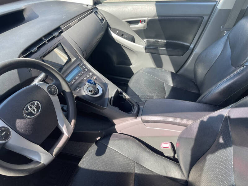 2010 Toyota Prius II