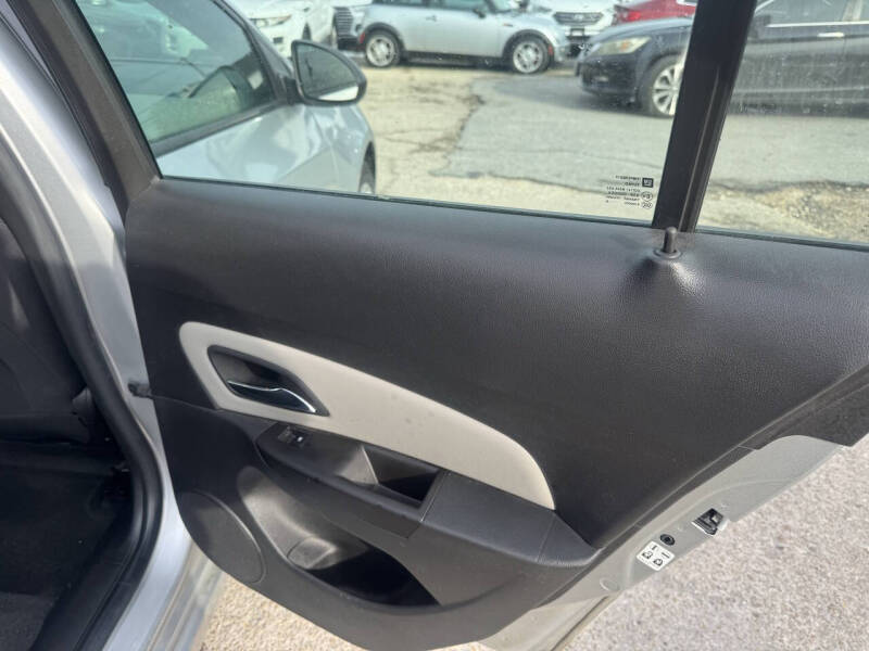 2015 Chevrolet Cruze LS Auto