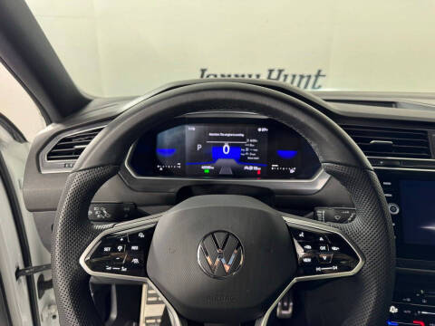 2022 Volkswagen Tiguan SE R-Line Black