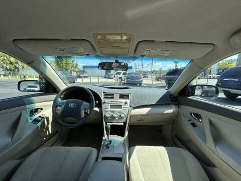 2009 Toyota Camry LE