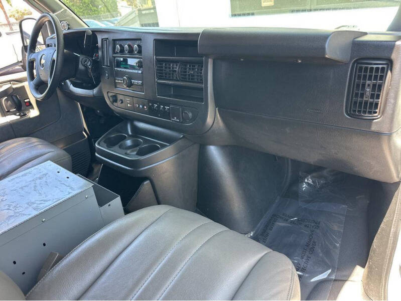 2018 Chevrolet Express 2500