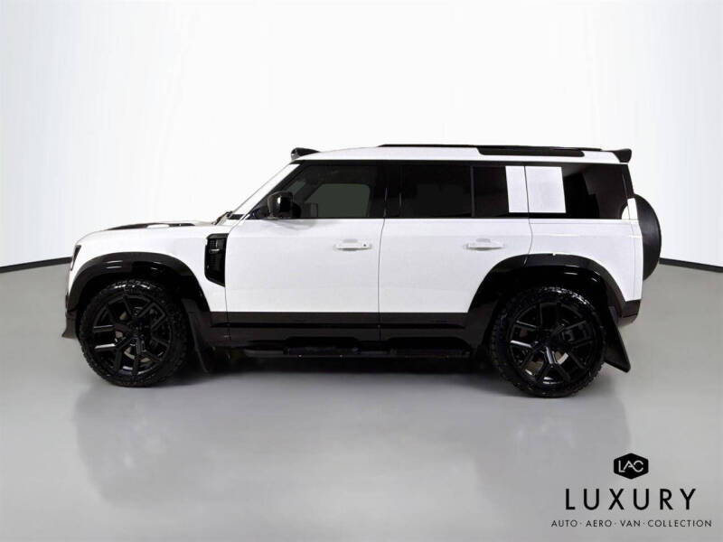 2026 Land Rover Defender 110 P400 X-Dynamic SE