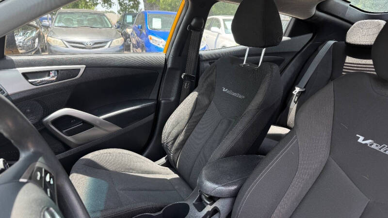 2016 Hyundai Veloster