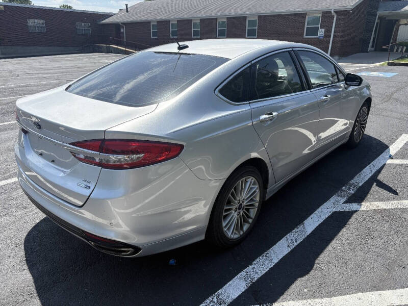 2017 Ford Fusion SE