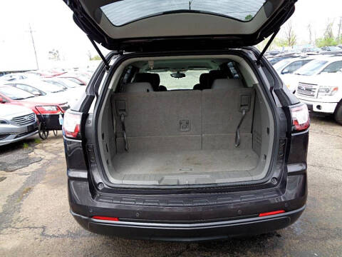 2017 Chevrolet Traverse LT