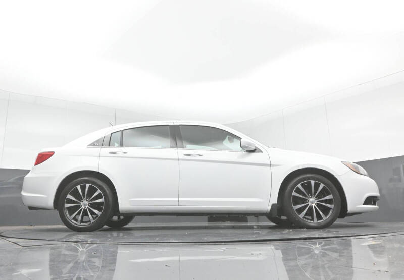 2012 Chrysler 200 S