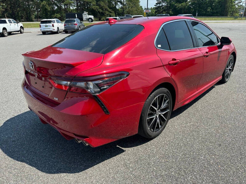 2022 Toyota Camry SE