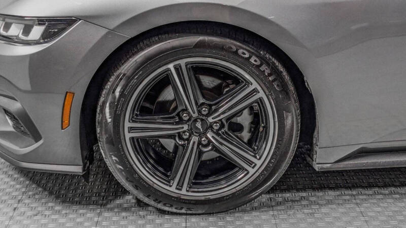 2024 Ford Mustang EcoBoost Premium