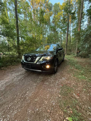 2019 Nissan Pathfinder SV