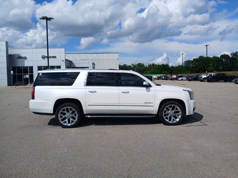 2017 GMC Yukon XL Denali